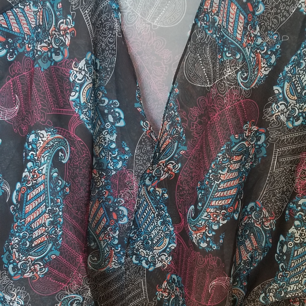 Sheer Paisley Open-Front Cape - Blue & Burgundy - Picture 3 of 4